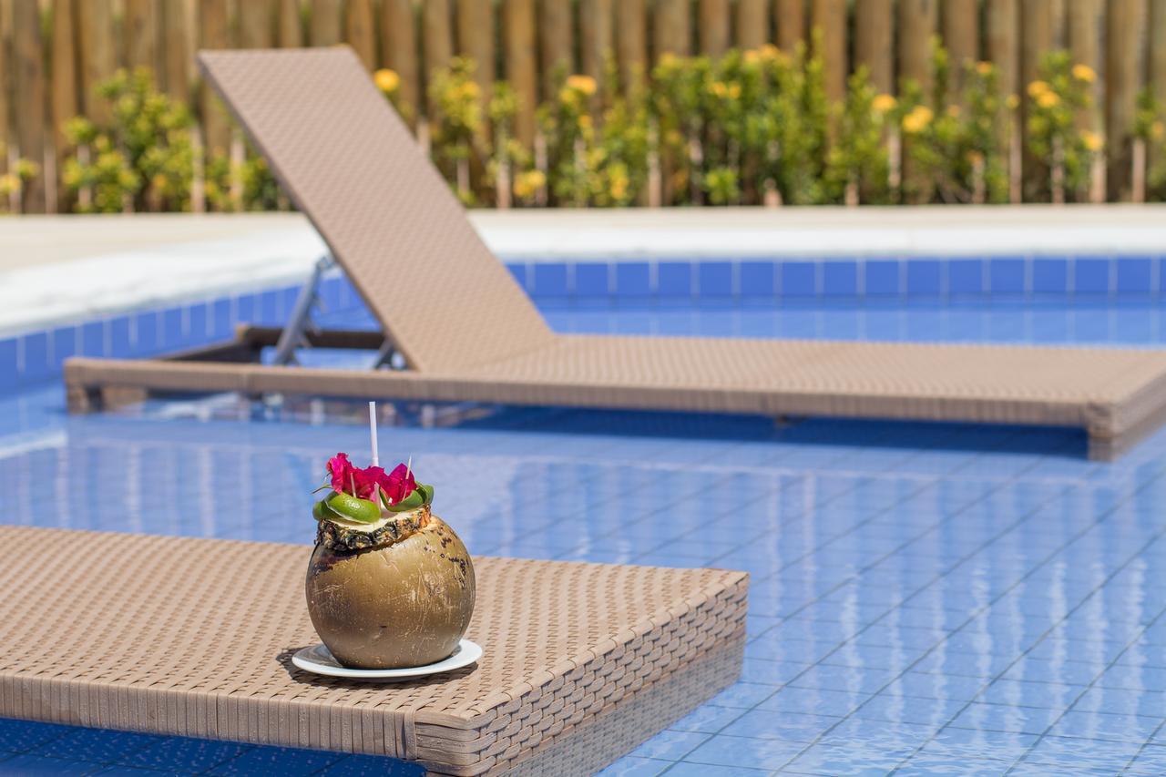 Wave Suites Hotel & Lounge Bar Масейо Экстерьер фото